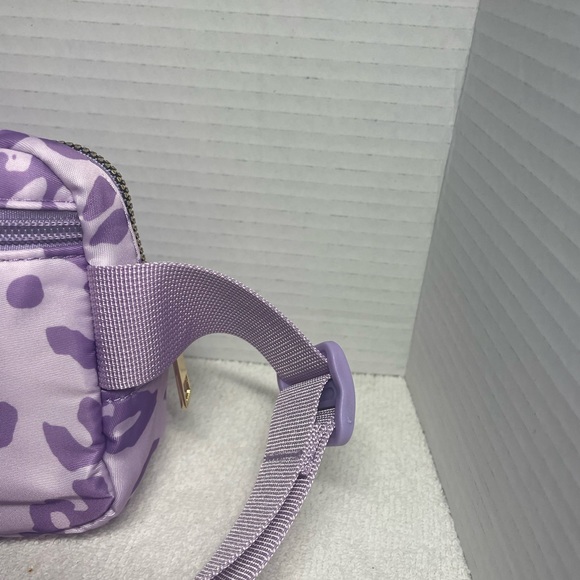 Purple cheetah Fanny pack - Picture 4 of 4